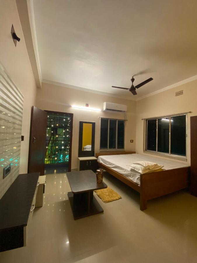 Hotel & Lodge Pankajini 볼푸르 외부 사진